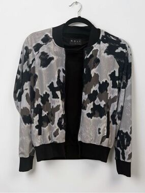 Noli Yoga Bomber Jacket Sz M - EUC